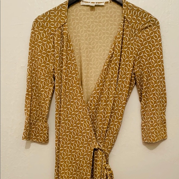 Diane Von Furstenberg Dresses & Skirts - DVF Tara Wrap Dress